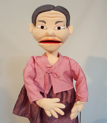 한복입은 할머니